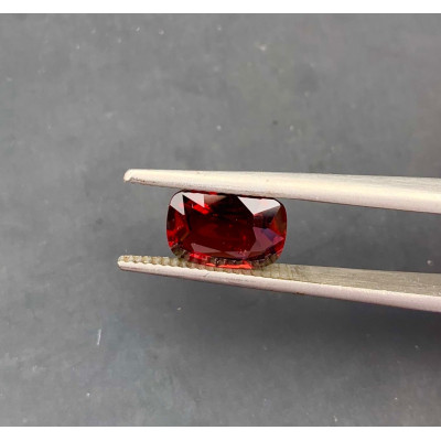 Spinelle rouge 2.94cts non chauffé de Birmanie certificat AGTL