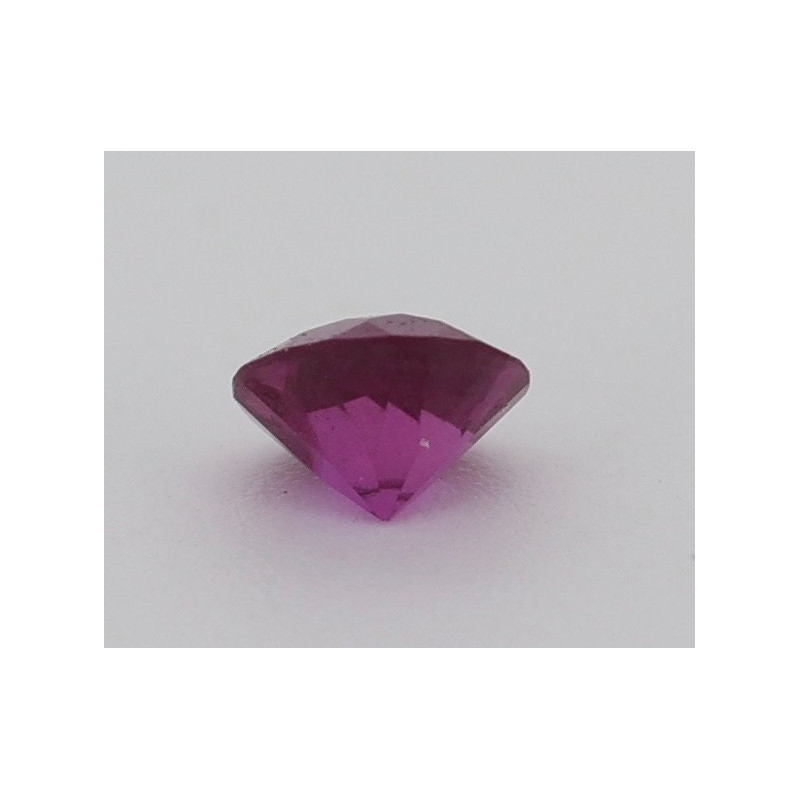 Rubis 0.35cts non chauffé non traité SANG DE PIGEON venant de Birmanie