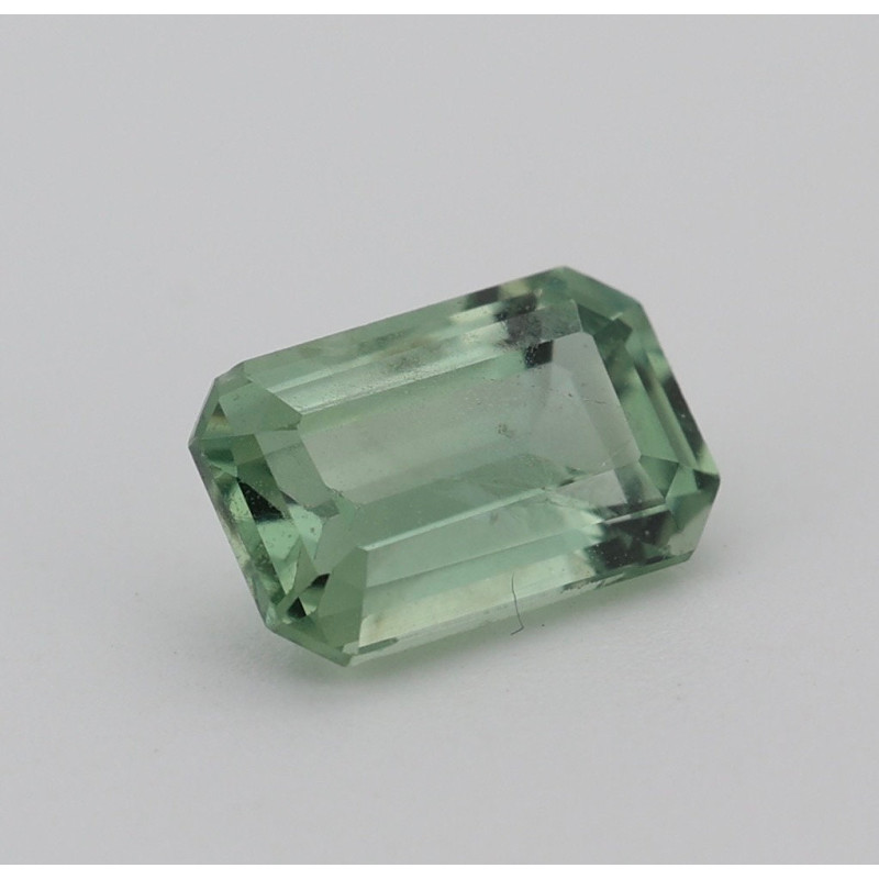 Saphir vert 1.09cts non chauffé