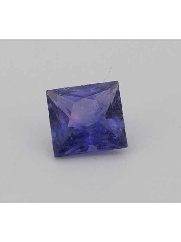 Saphir violet non chauffé non traité 0.52cts certificat CGL