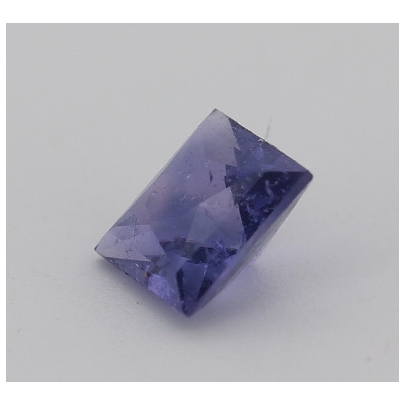 Saphir violet non chauffé non traité 0.52cts certificat CGL