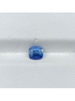 Saphir bleu non chauffé...
