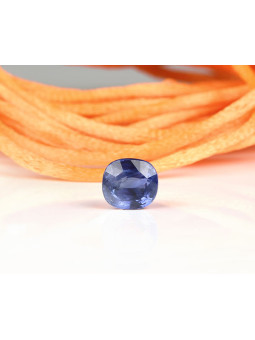 Saphir bleu non chauffé...