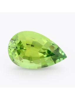 Tourmaline vert jaunâtre,...