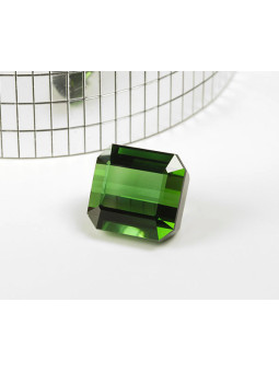 Turmalina verde, 30,79...