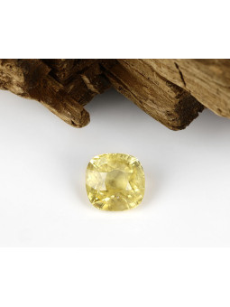 Zafiro amarillo no tratado...